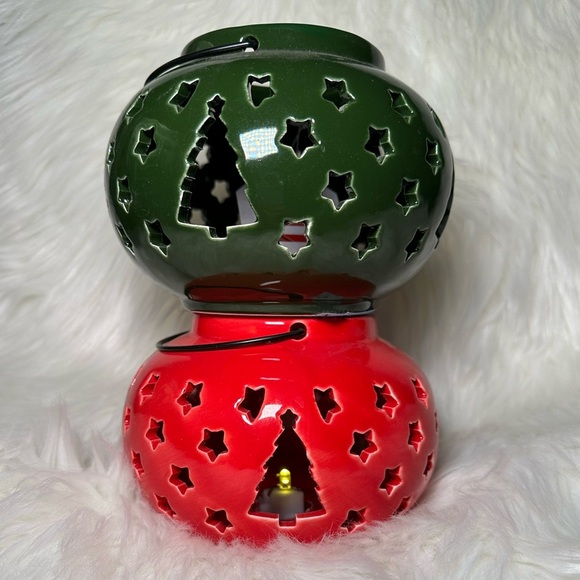 Ceramic Winter Green Christmas Tree Candle Lantern LED - Picture 1 of 5